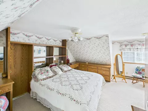 Bedroom - 16714 Queens Rd, Avon, MN 56310 photo 4 of 6