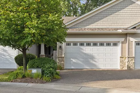 9258 Francis Ln, Eden Prairie, MN 55347