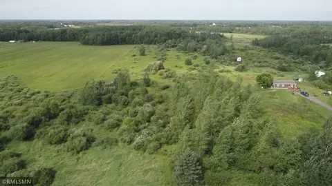17 Nnn 100th Ave, Milaca, MN 56353