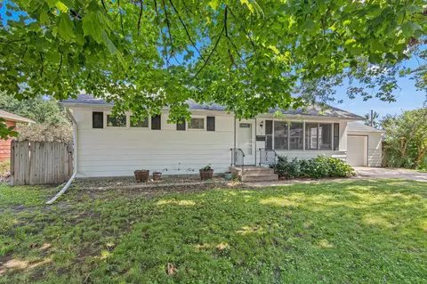 Exterior - 512 7th Ave S, Buffalo, MN 55313 photo 2 of 5
