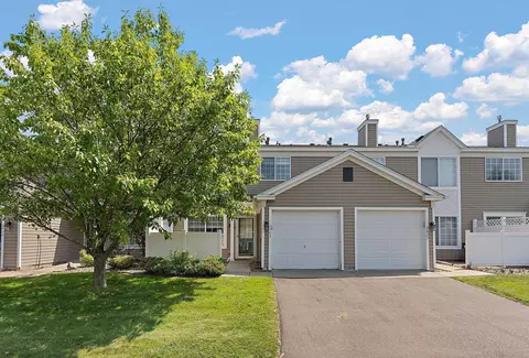 1821 Southcross Dr W #2403, Burnsville, MN 55306