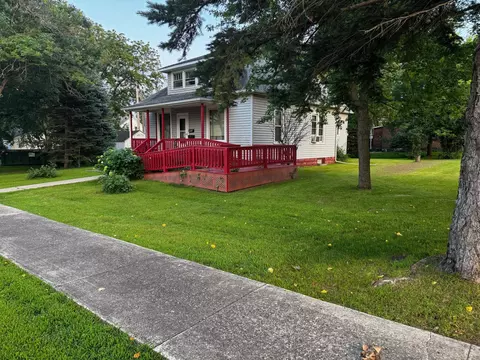 1023 White St, Jackson, MN 56143 photo 2