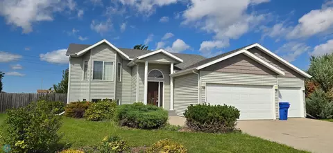 3505 Lincoln St S, Fargo, ND 58104