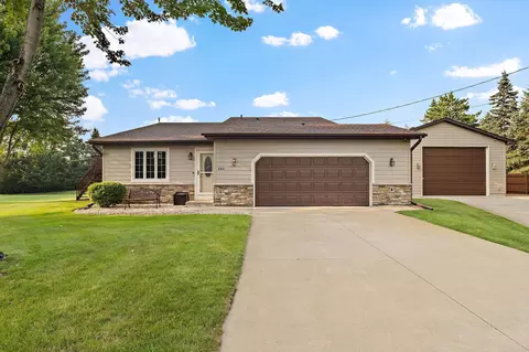 445 196th Ln NE, East Bethel, MN 55011