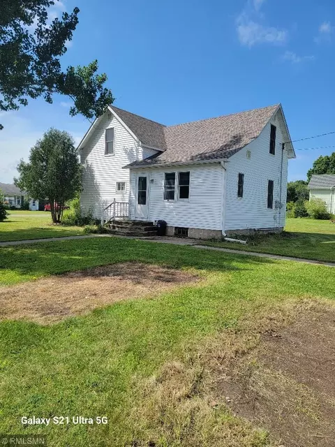 110 Pleasant Ave E, Clarissa, MN 56440