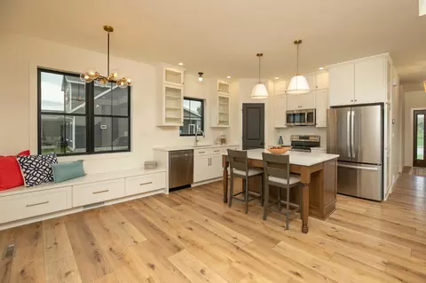 Kitchen - 285 7th Ave SE, Plainview, MN 55964 photo 1 of 4