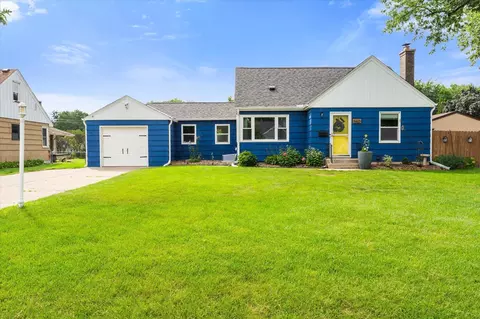 5325 Idaho Ave N, Crystal, MN 55428
