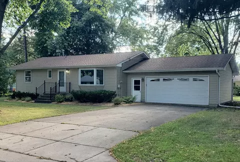 315 3rd St NE, Pine City, MN 55063