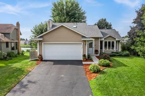 7836 Upper 145th Ct W, Apple Valley, MN 55124
