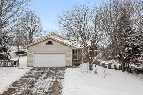 5593 Upper 183rd St W, Farmington, MN 55024