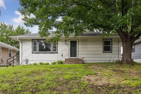 3230 Texas Ave S, Saint Louis Park, MN 55426