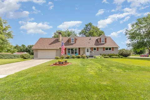 101 Sunrise Ave N, New Prague, MN 56071