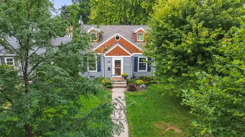 3200 Edgewood Ave S, Saint Louis Park, MN 55426