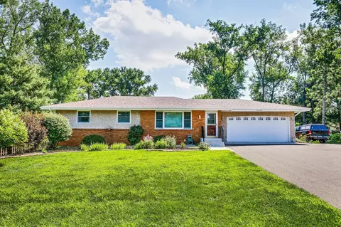 4244 Mcmenemy St, Vadnais Heights, MN 55127