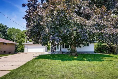 243 Demont Ave E, Little Canada, MN 55117
