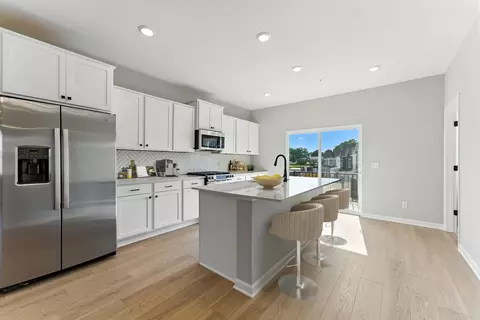 1537 Traverse Ln, West Saint Paul, MN 55118