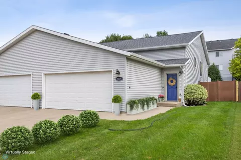2915 Dakota Park Cir S, Fargo, ND 58104