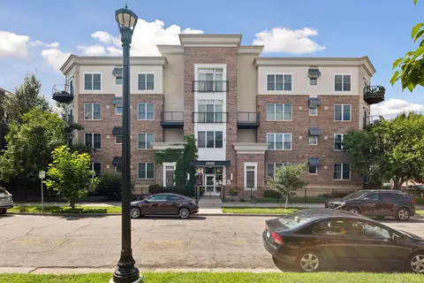 1800 Clinton Ave #203, Minneapolis, MN 55404