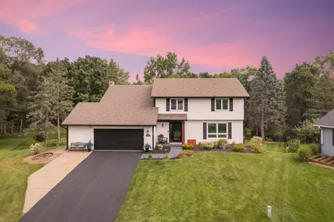7733 Jeffery Ave S, Cottage Grove, MN 55016
