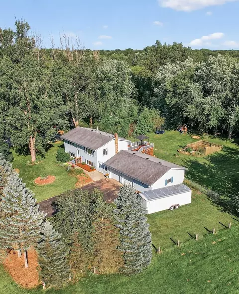 140 172nd Ave NE, Ham Lake, MN 55304