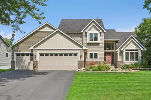 3637 Commonwealth Rd, Woodbury, MN 55125