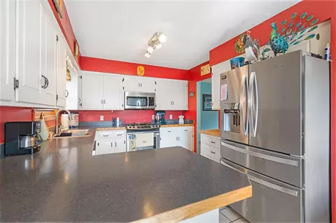 13 Mitchell Dr, Faribault, MN 55021 photo 9