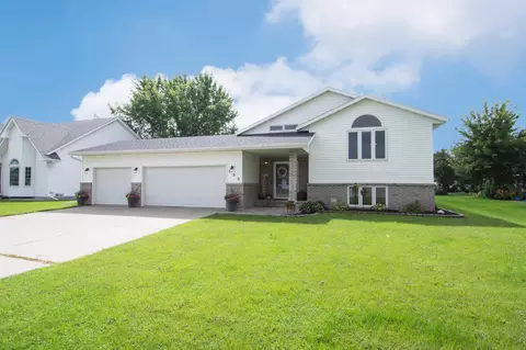 300 4th Ave NW, Dilworth, MN 56529
