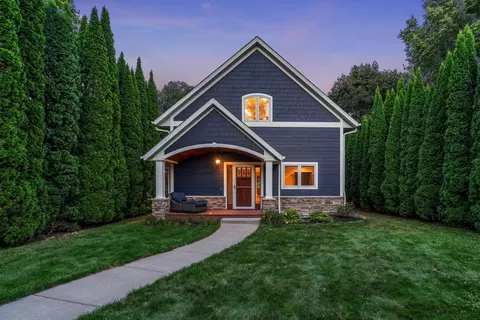 2624 Westedge Blvd, Mound, MN 55364