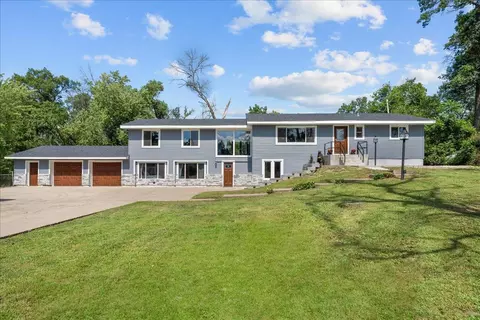 2597 309th Ave NW, Cambridge, MN 55008