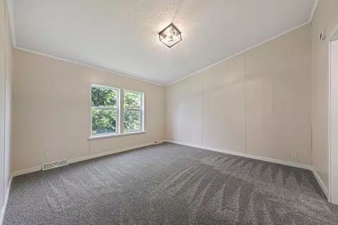 Bedroom - 322 Park Row, Saint Peter, MN 56082 photo 1 of 3