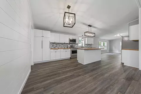 Kitchen - 322 Park Row, Saint Peter, MN 56082 photo 1 of 7