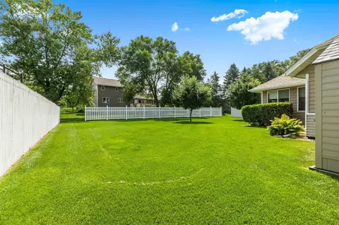 Exterior - 1904 Red Fox Rd, Saint Cloud, MN 56301 photo 8 of 9
