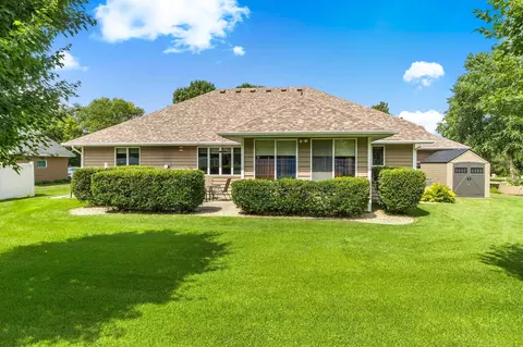 Exterior - 1904 Red Fox Rd, Saint Cloud, MN 56301 photo 3 of 9