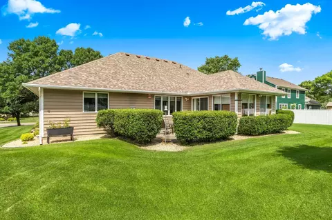 Exterior - 1904 Red Fox Rd, Saint Cloud, MN 56301 photo 4 of 9