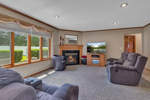 Living - 1904 Red Fox Rd, Saint Cloud, MN 56301 photo 1 of 4