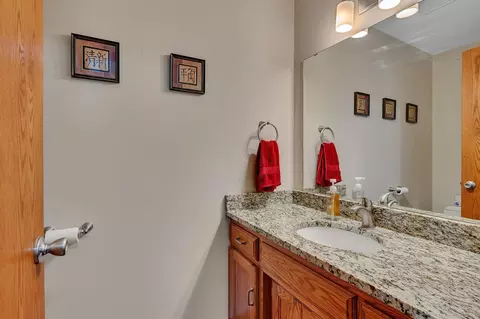 Bath - 1904 Red Fox Rd, Saint Cloud, MN 56301 photo 3 of 3
