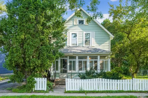 311 W Pine St, River Falls, WI 54022