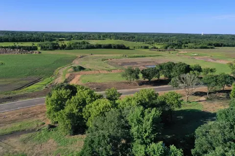 318 10th St S, Sartell, MN 56377