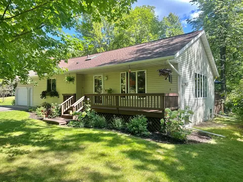 9830 Praise Ln NW, Walker, MN 56484