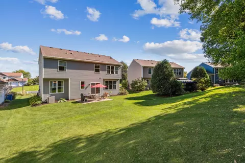 4115 Oakbrooke Curv, Eagan, MN 55122 photo 29