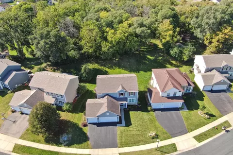 4115 Oakbrooke Curv, Eagan, MN 55122 photo 4