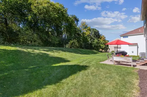 4115 Oakbrooke Curv, Eagan, MN 55122 photo 32