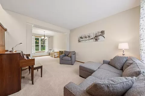 4115 Oakbrooke Curv, Eagan, MN 55122 photo 6