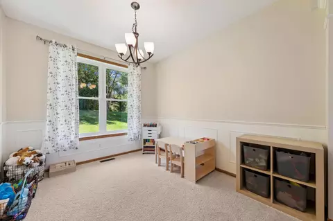 4115 Oakbrooke Curv, Eagan, MN 55122 photo 8