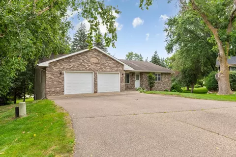 3576 Basswood Cir SW, Prior Lake, MN 55372