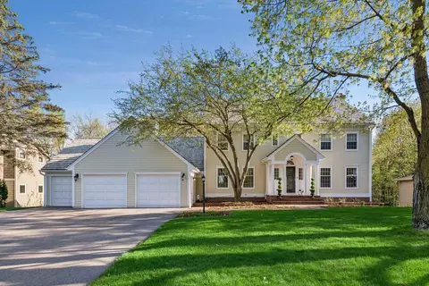 19515 Waterford Pl, Excelsior, MN 55331
