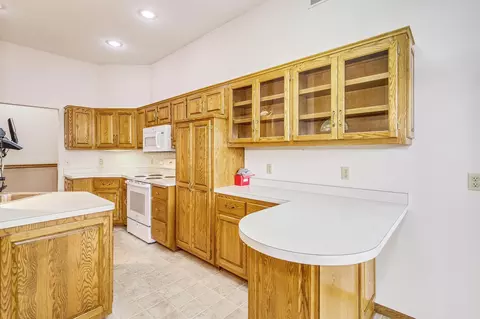 4168 Arbor Ln, Eagan, MN 55122 photo 6