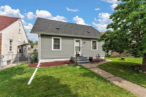 1729 Sherwood Ave, Saint Paul, MN 55106