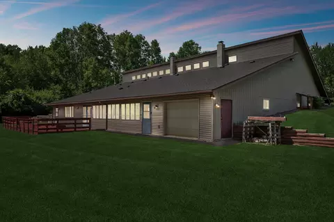 39627 Cloverdale Rd, Hinckley, MN 55037