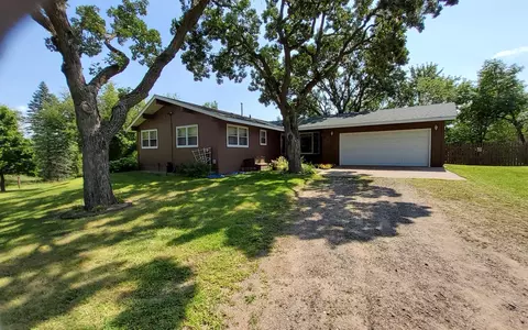18718 Driftwood Rd, Clearwater, MN 55320